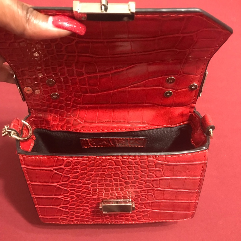 Croc red clutch